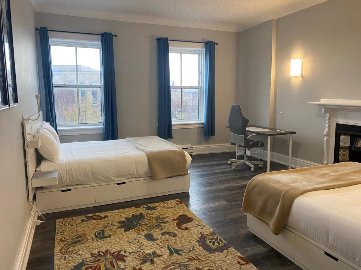 Hotel Bedford Goderich Ngoại thất bức ảnh