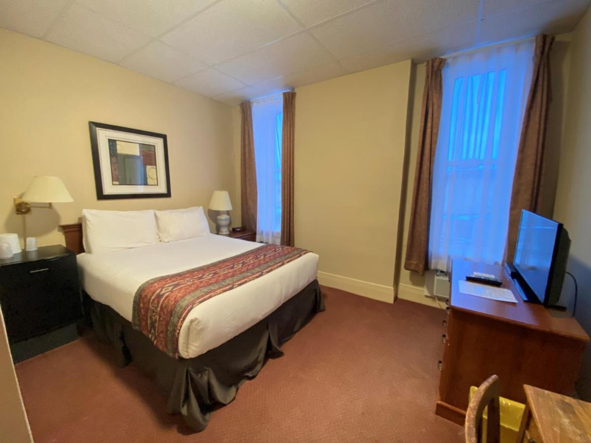 Hotel Bedford Goderich Ngoại thất bức ảnh