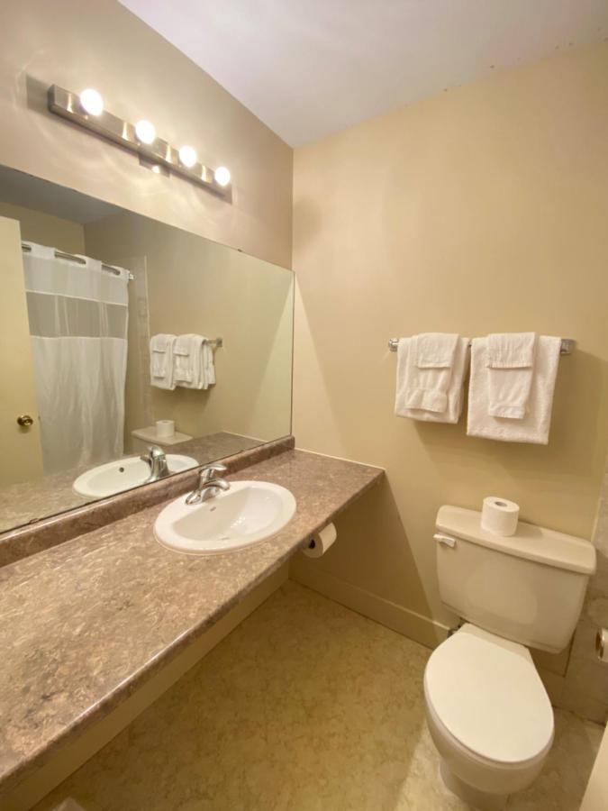 Hotel Bedford Goderich Ngoại thất bức ảnh